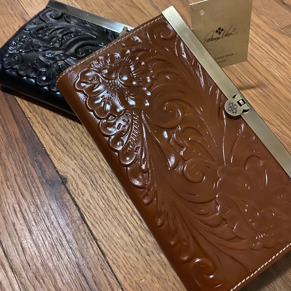 RFID party wallet